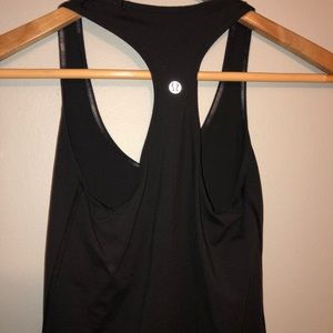 lululemon athletica Tops - workout top lululemon athletica Tops - workout top